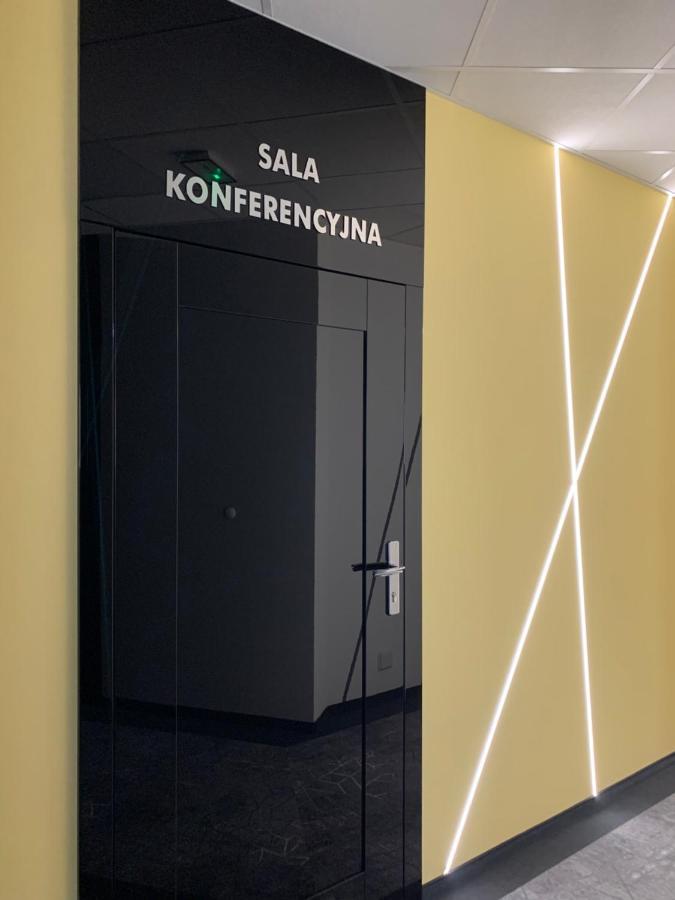 Hotel Coliber Klobuck Екстер'єр фото