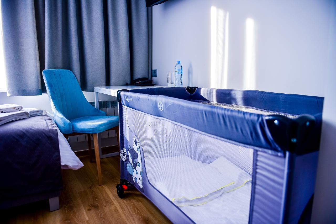 Hotel Coliber Klobuck Екстер'єр фото