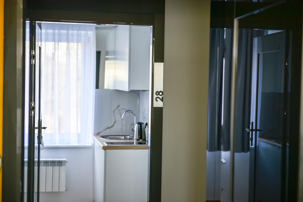 Hotel Coliber Klobuck Екстер'єр фото